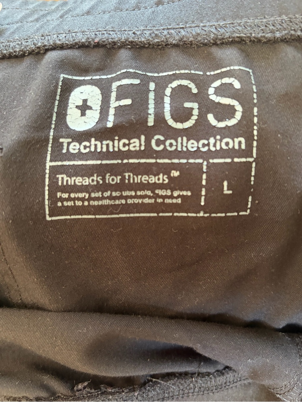 FIGS Set Men's Black Scrub Set – Comfortable Everyday Workwear - Picture 4 of 8